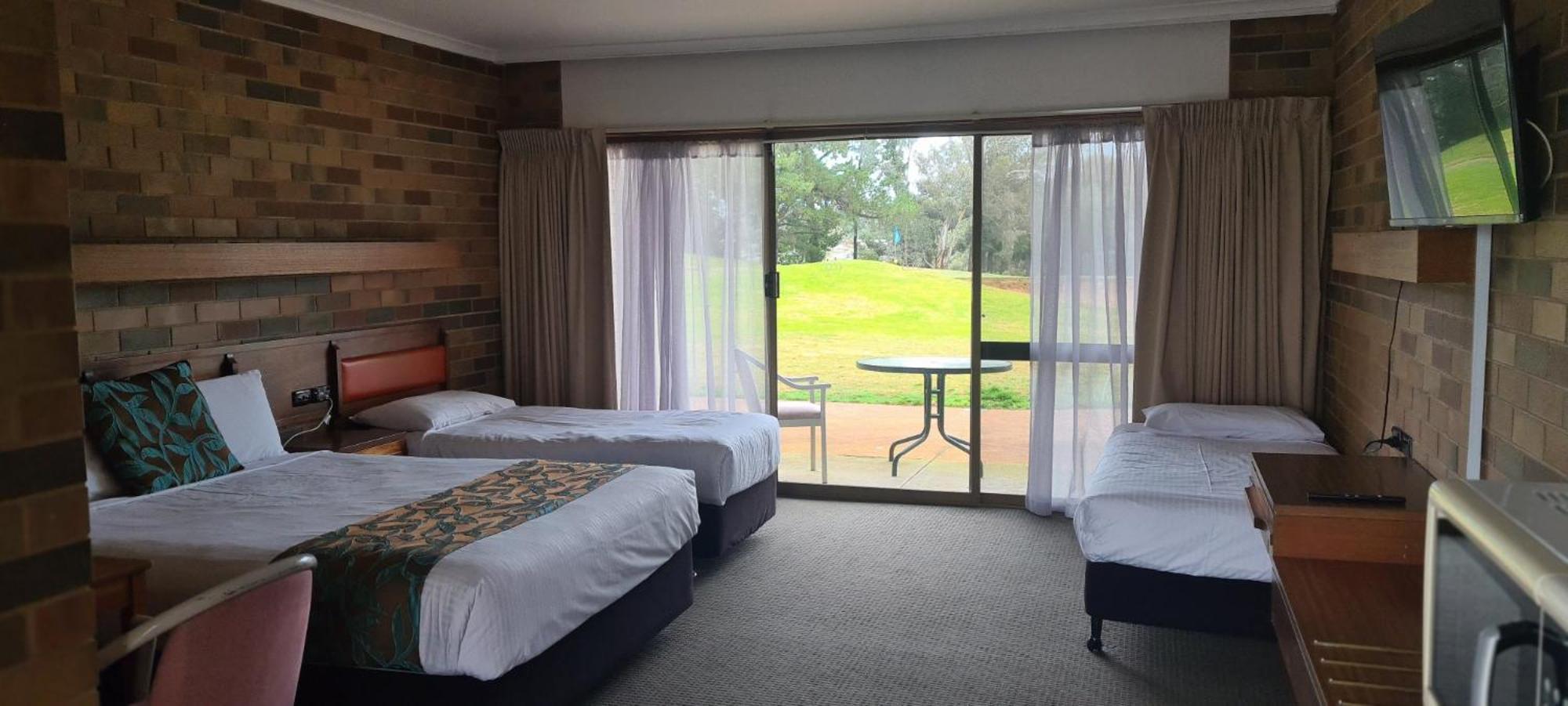 Shepparton Golf Motel Exterior photo